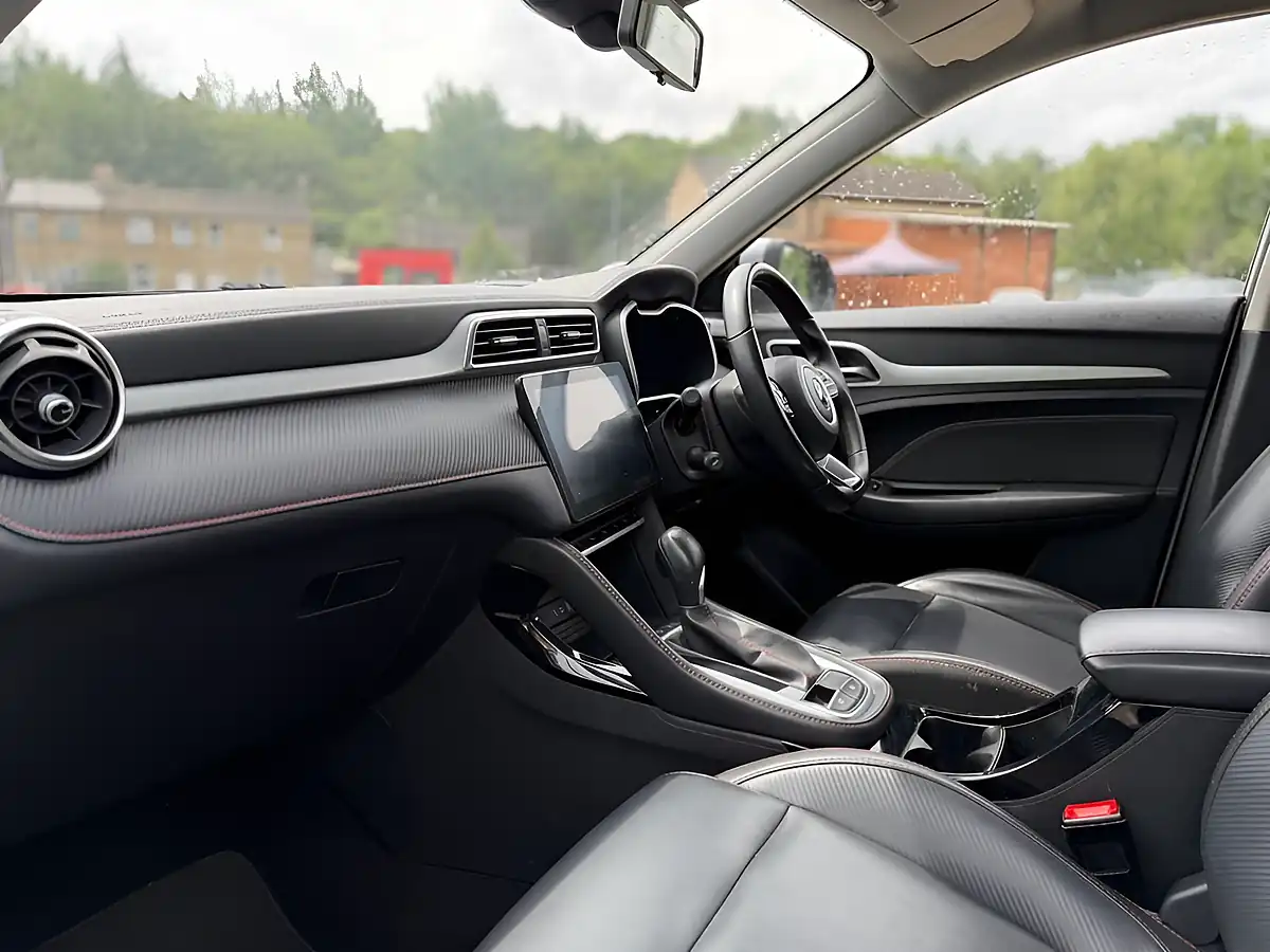 Used 2022 MG MG Zs Exclusive Silver - Interior and Exterior details 6