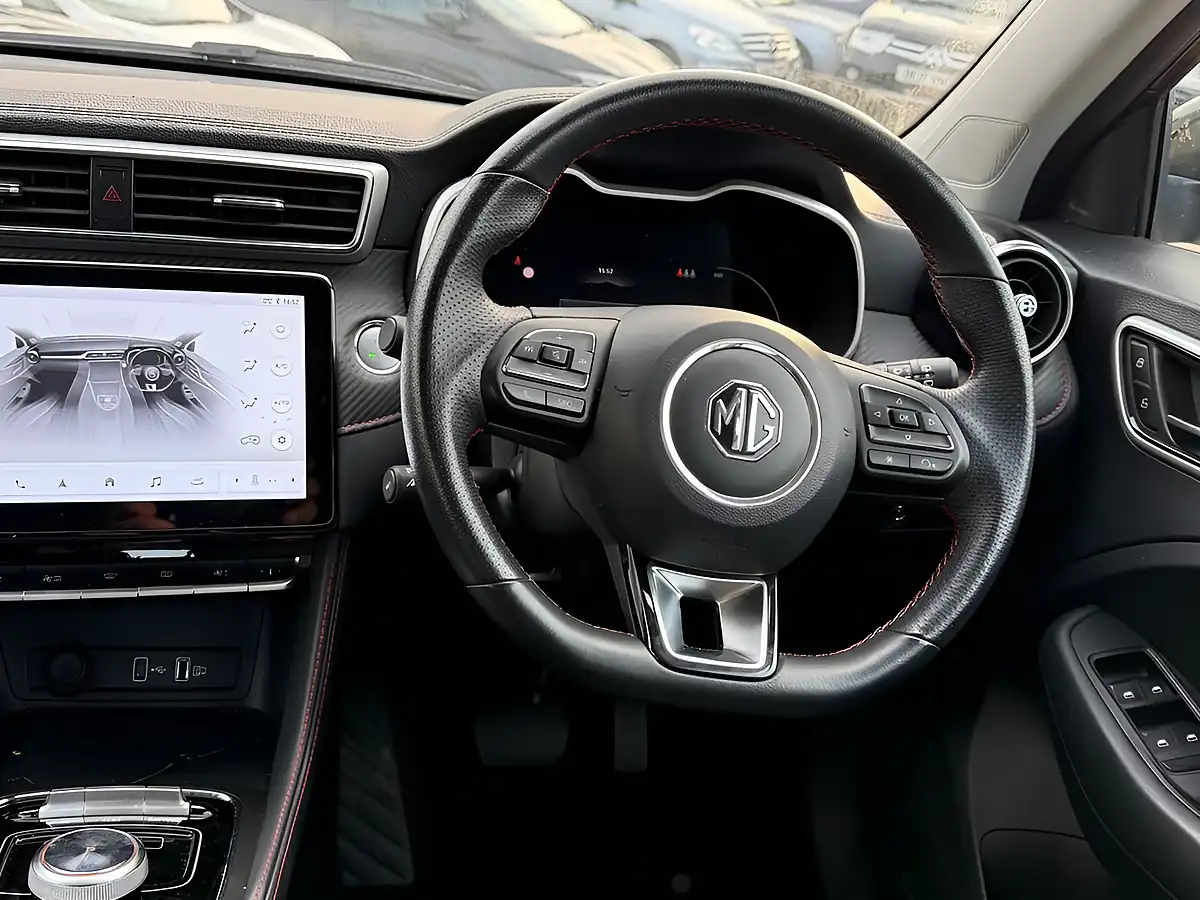 Used 2022 MG MG Zs Se Black - Interior and Exterior details 9