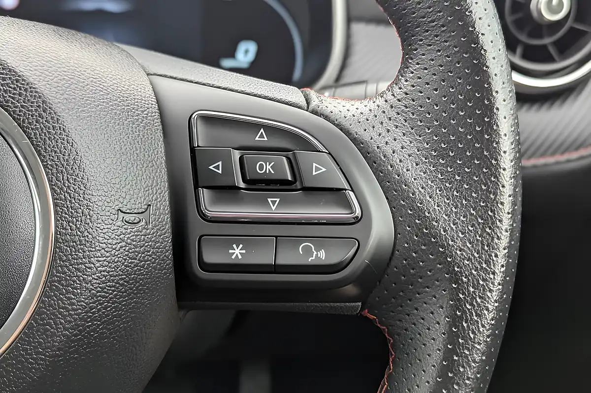 Used 2022 MG MG Zs Se Blue - Interior and Exterior details 15