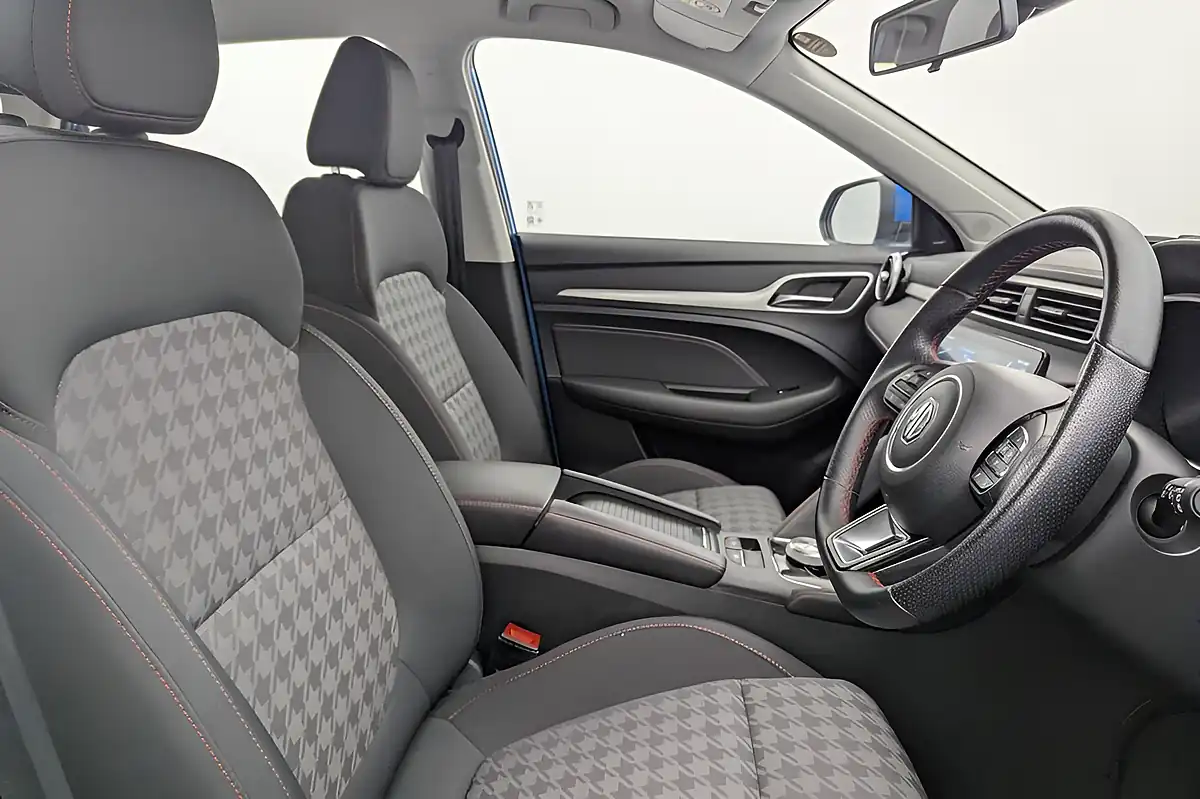 Used 2022 MG MG Zs Se Blue - Interior and Exterior details 3