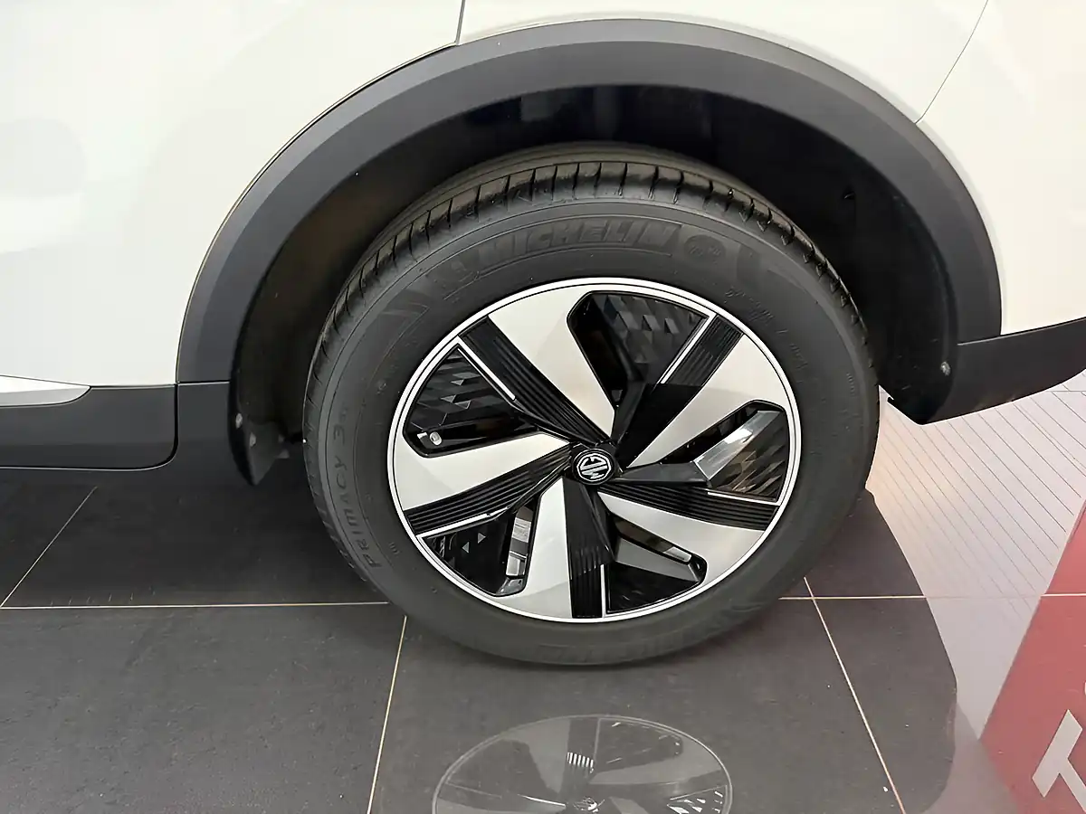 Used 2022 MG MG Zs Se White - Interior and Exterior details 13
