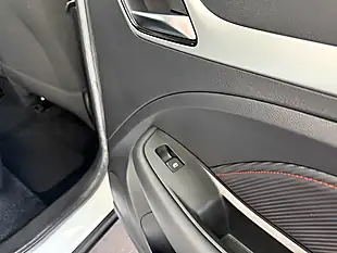 Used 2022 MG MG Zs Se White - Interior and Exterior details 6