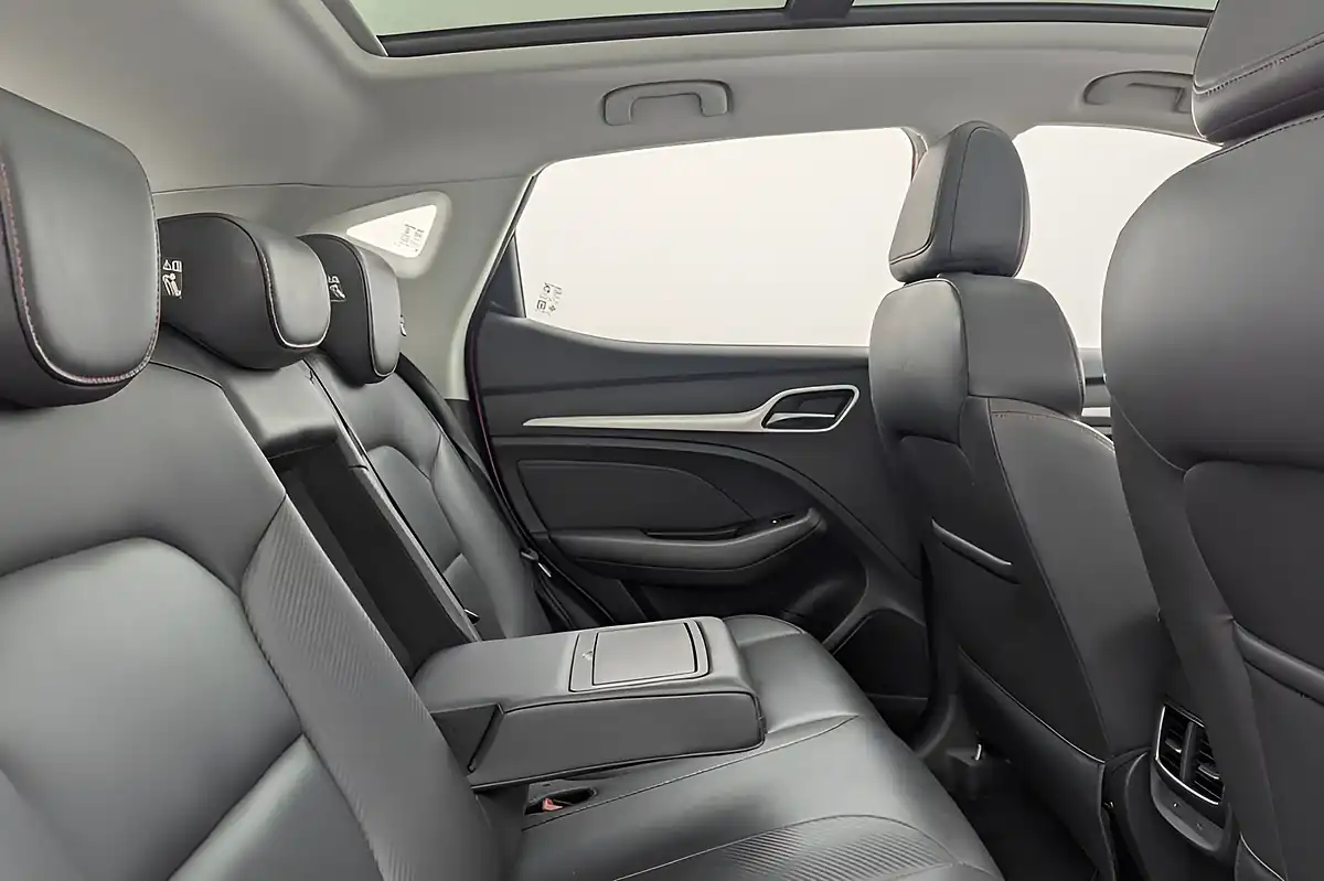 Used 2022 MG MG Zs Trophy Red - Interior and Exterior details 14