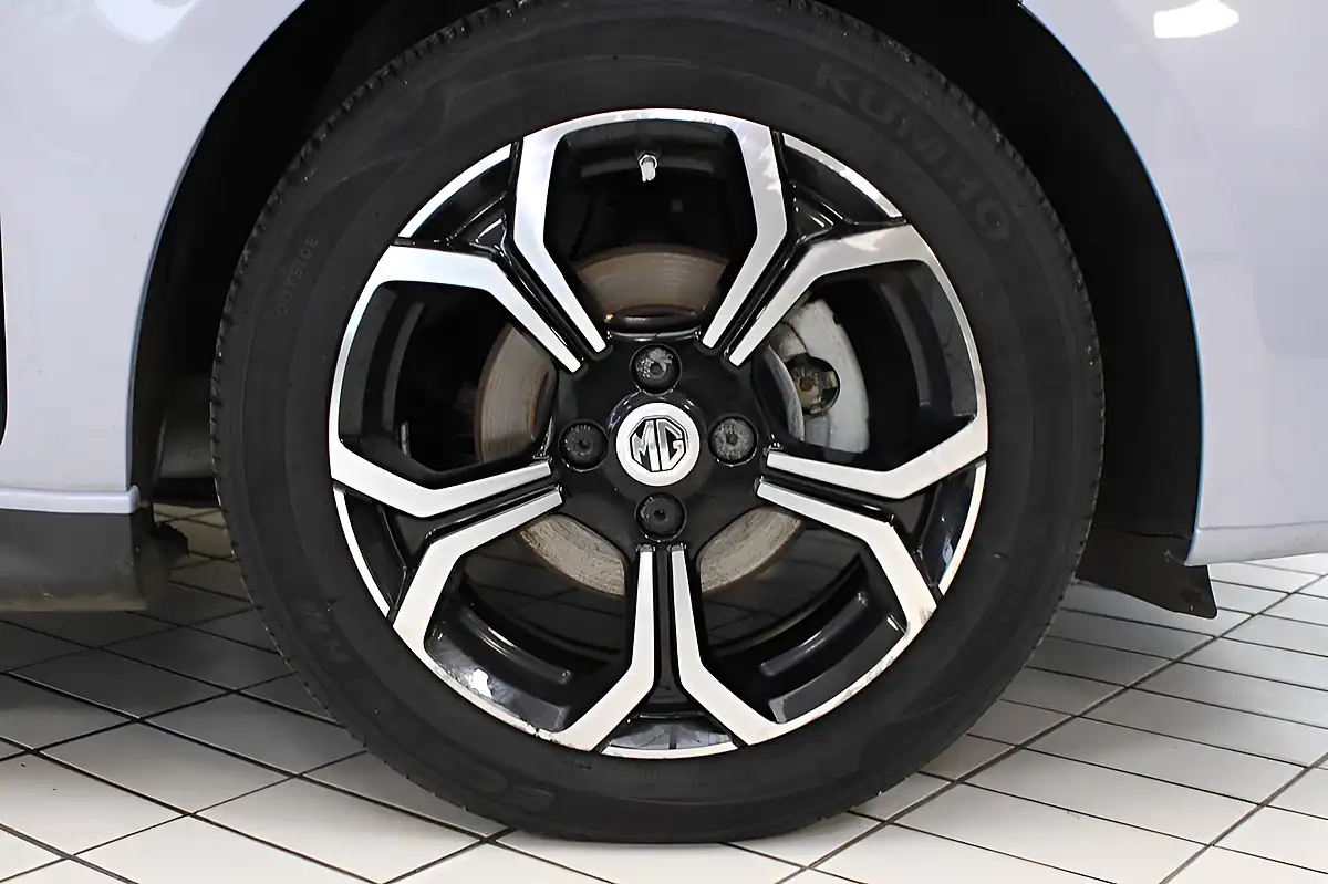 Used 2022 MG MG3 Excite Southwark Silver - Interior and Exterior details 13