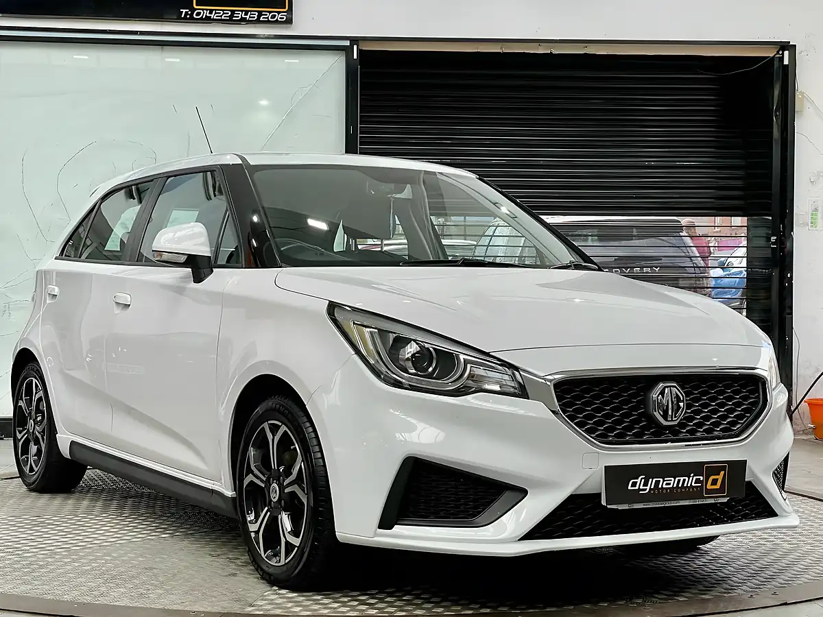 Used 2022 MG MG3 Excite White - Interior and Exterior details 2