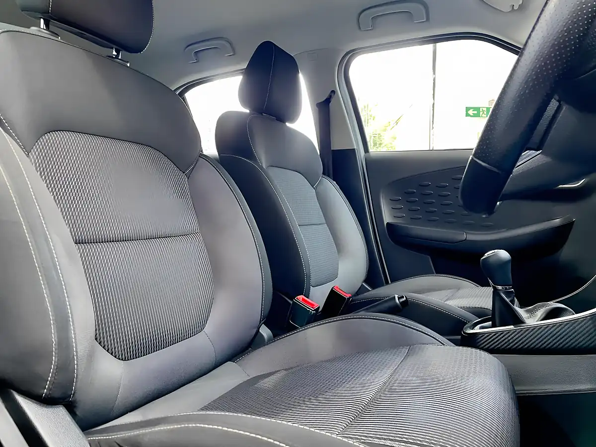 Used 2022 MG MG3 Excite White - Interior and Exterior details 7