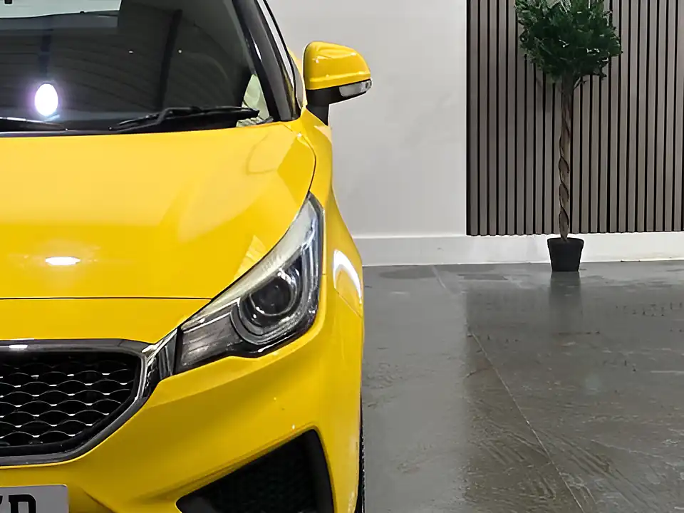 Used 2022 MG MG3 Excite Yellow - Interior and Exterior details 17