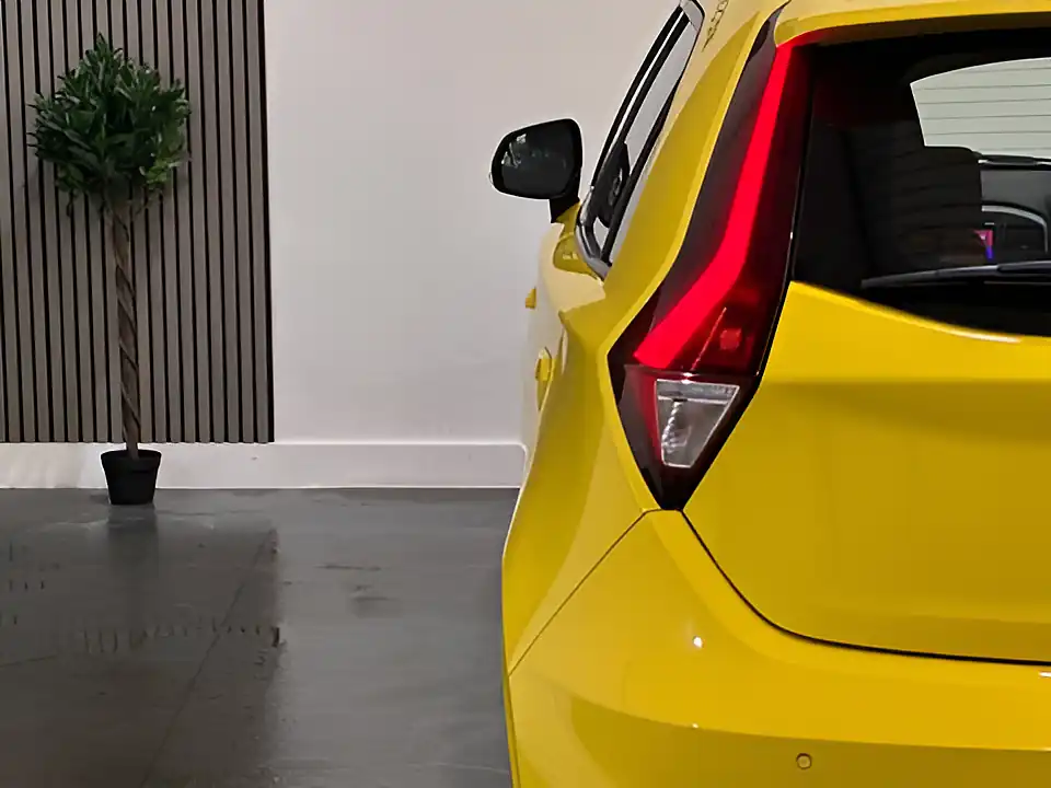 Used 2022 MG MG3 Excite Yellow - Interior and Exterior details 19