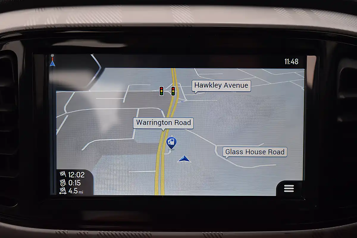 Used 2022 MG MG3 Exclusive Nav Arctic White - Interior and Exterior details 10