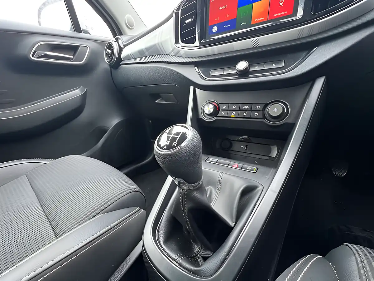 Used 2022 MG MG3 Exclusive Nav Arctic White - Interior and Exterior details 14
