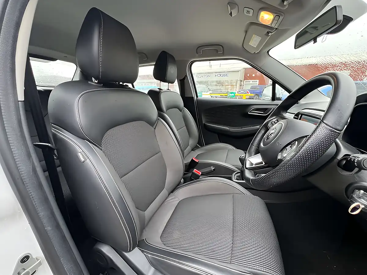 Used 2022 MG MG3 Exclusive Nav Arctic White - Interior and Exterior details 17