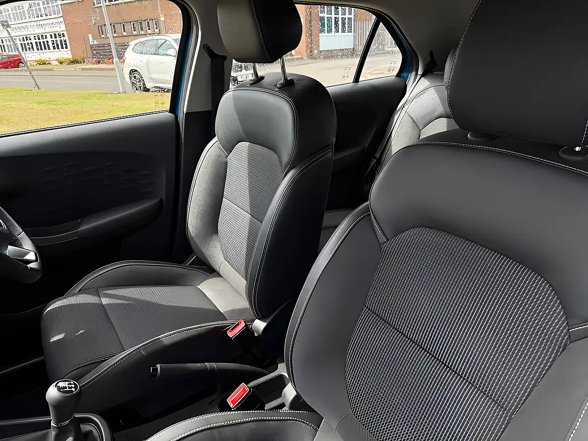Used 2022 MG MG3 Exclusive Nav Blue - Interior and Exterior details 13