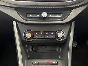 Used 2022 MG MG3 Exclusive Navigation Arctic White - Interior and Exterior details 16