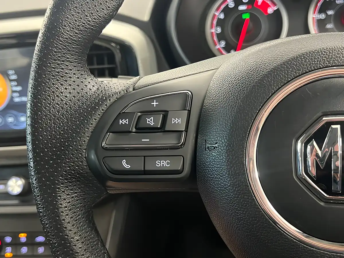 Used 2022 MG MG3 Exclusive Navigation Arctic White - Interior and Exterior details 18