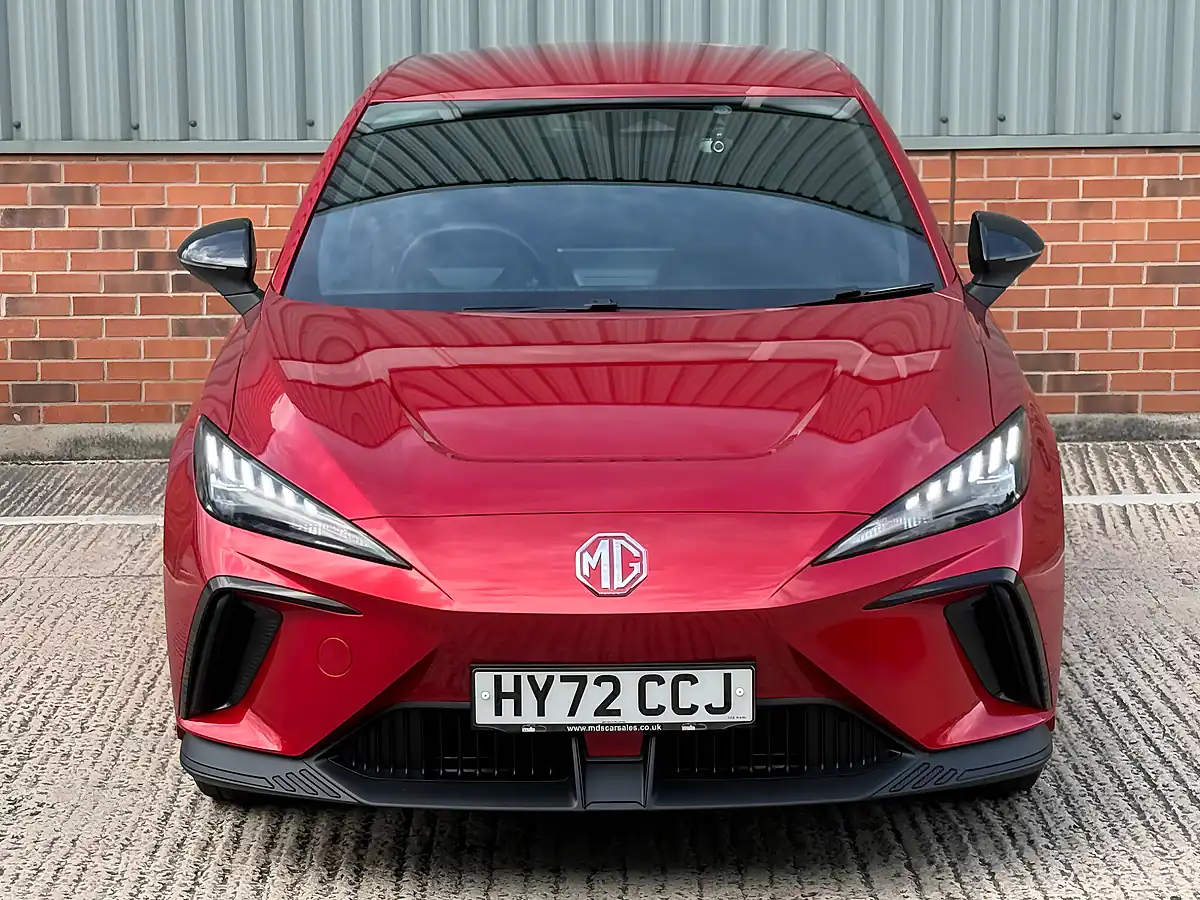 Used 2022 MG MG4 Se Red - Interior and Exterior details 4