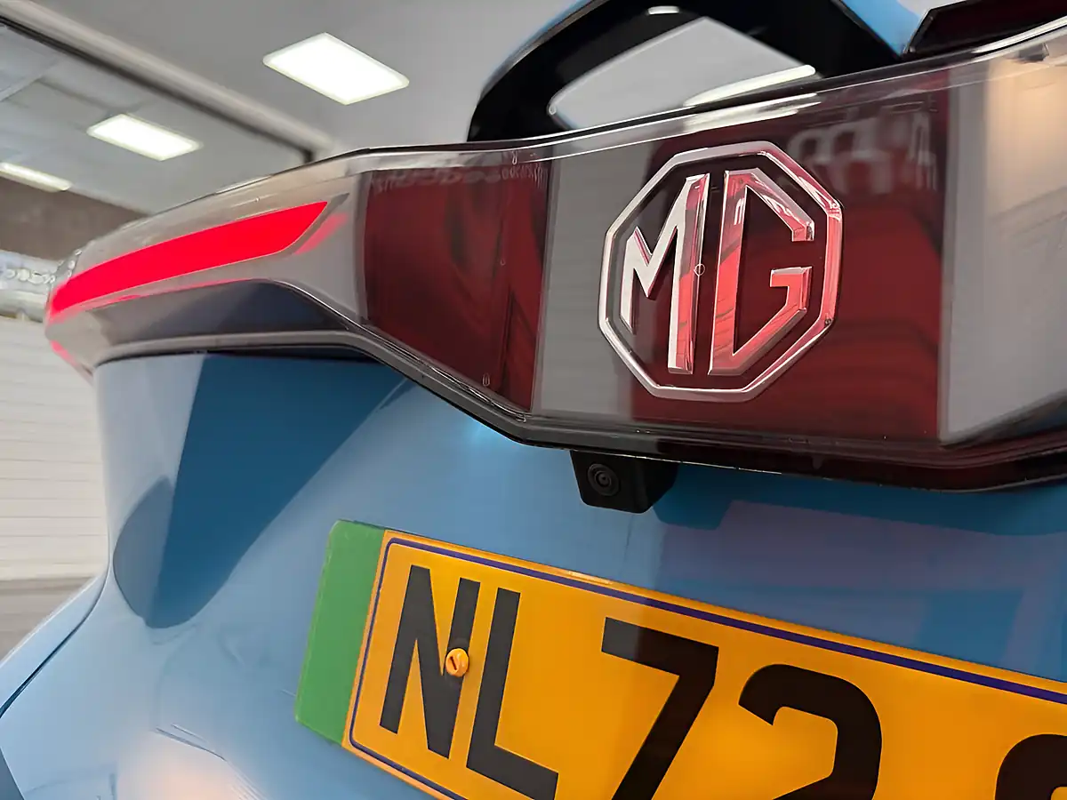 Used 2022 MG MG4 Trophy Long Range Blue - Interior and Exterior details 10