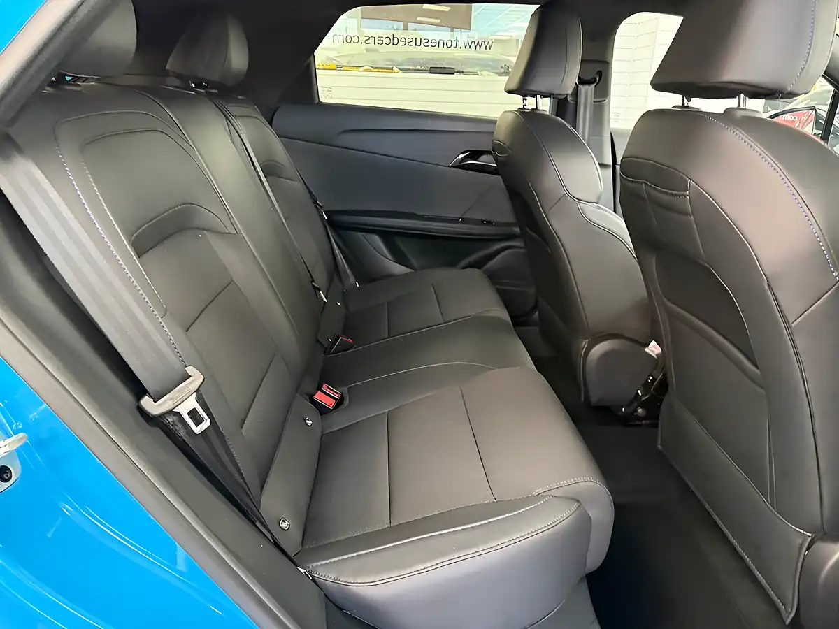 Used 2022 MG MG4 Trophy Long Range Blue - Interior and Exterior details 5
