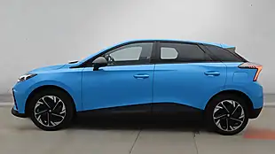 Used 2022 MG MG4 Trophy Long Range Blue - Interior and Exterior details 6