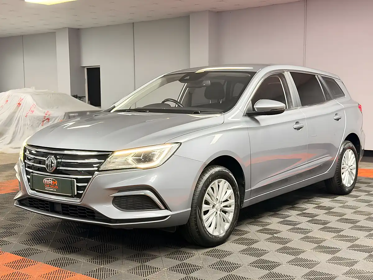 Used 2022 MG Mg5 Excite Long Range Westminster Silver - Interior and Exterior details 3