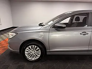 Used 2022 MG Mg5 Excite Long Range Westminster Silver - Interior and Exterior details 8