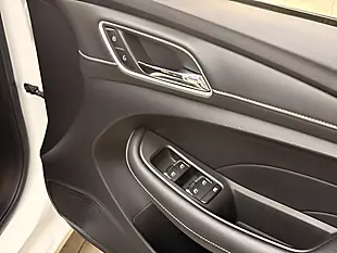Used 2022 MG MG5 Excite Long Range White - Interior and Exterior details 12