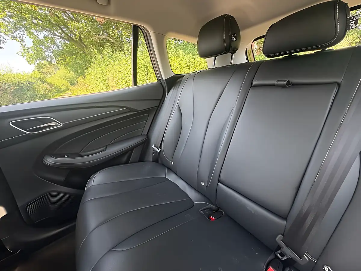 Used 2022 MG MG5 Exclusive Long Range Black - Interior and Exterior details 15