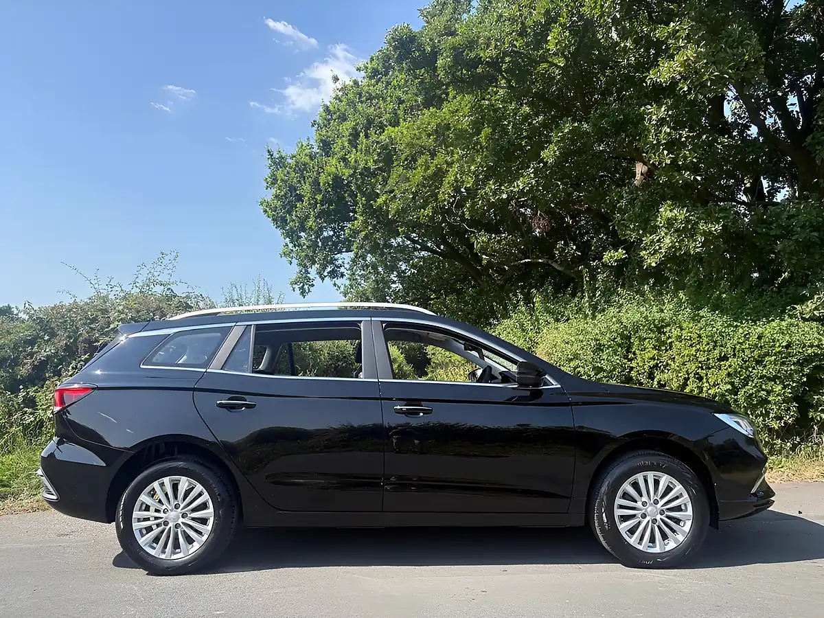 Used 2022 MG MG5 Exclusive Long Range Black - Interior and Exterior details 5