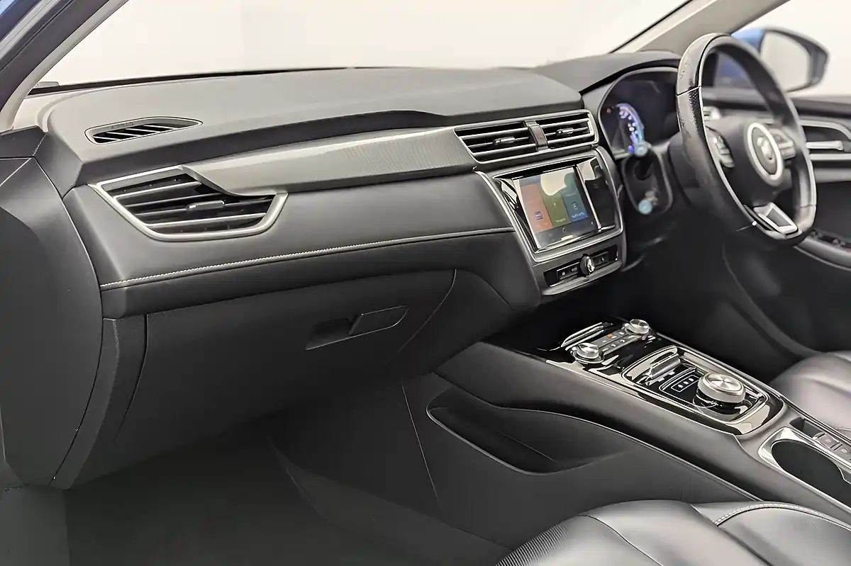 Used 2022 MG MG5 Exclusive Long Range Blue - Interior and Exterior details 12