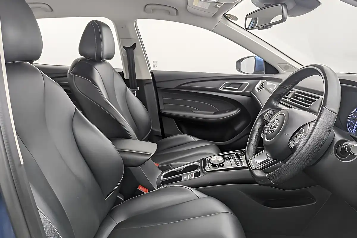 Used 2022 MG MG5 Exclusive Long Range Blue - Interior and Exterior details 2
