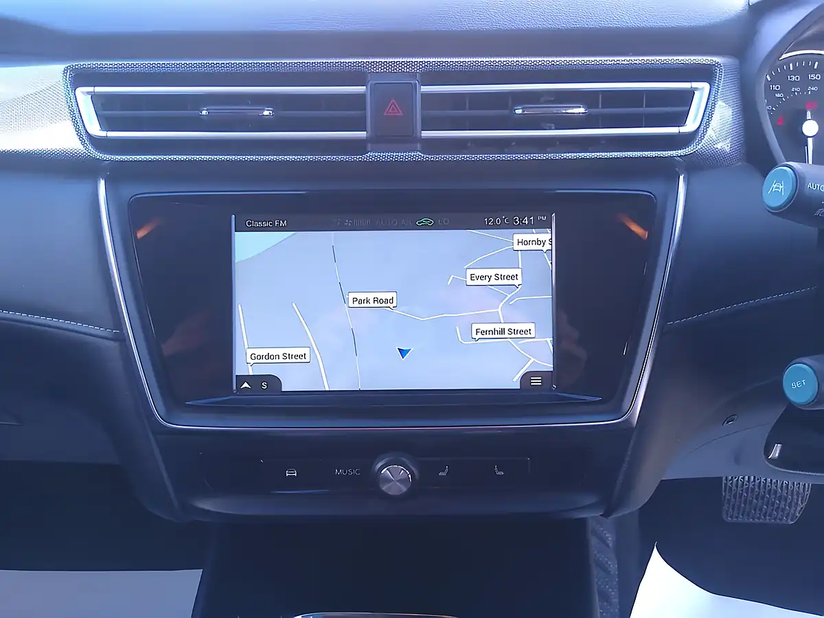 Used 2022 MG MG5 Exclusive Long Range Blue - Interior and Exterior details 12