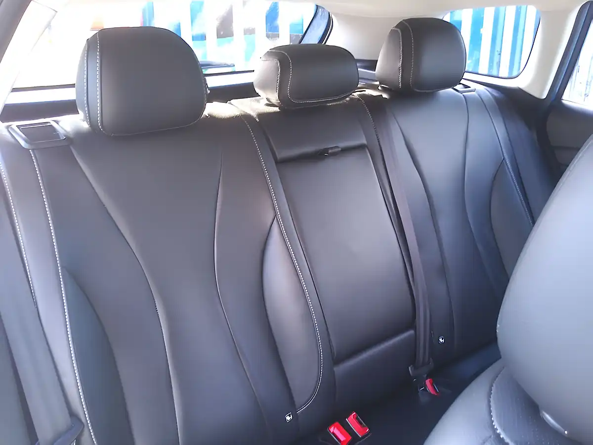 Used 2022 MG MG5 Exclusive Long Range Blue - Interior and Exterior details 17