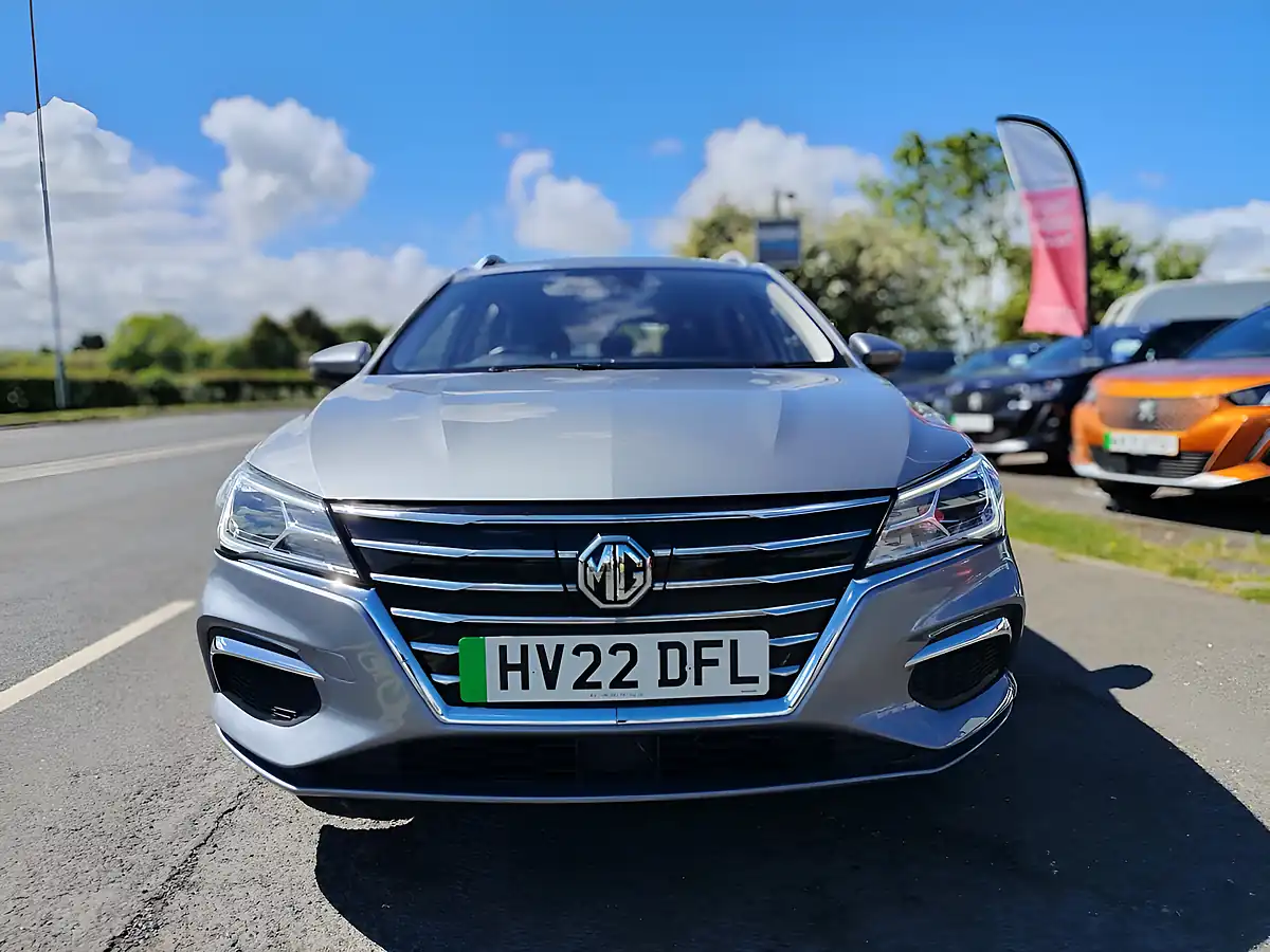 Used 2022 MG MG5 Exclusive Long Range Silver - Interior and Exterior details 3