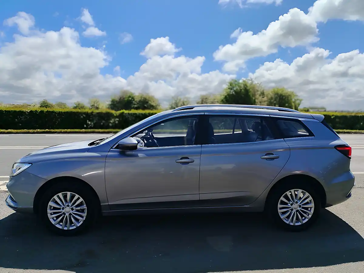 Used 2022 MG MG5 Exclusive Long Range Silver - Interior and Exterior details 9