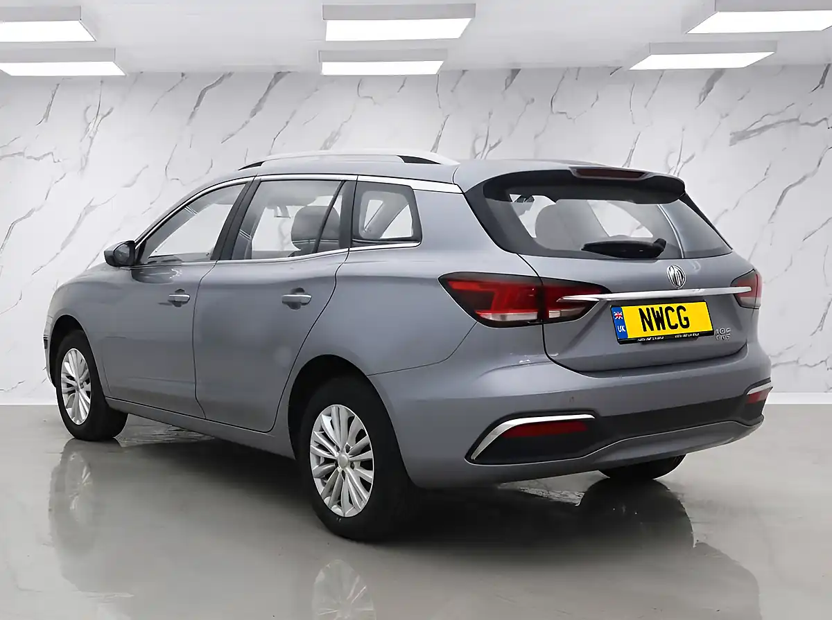 Used 2022 MG MG5 Exclusive Silver - Interior and Exterior details 4