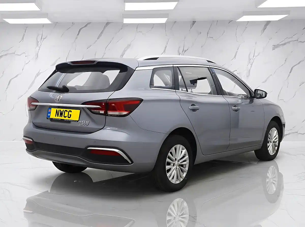 Used 2022 MG MG5 Exclusive Silver - Interior and Exterior details 6