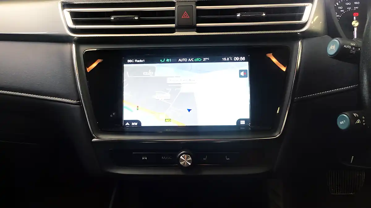 Used 2022 MG MG5 Exclusive Silver - Interior and Exterior details 9