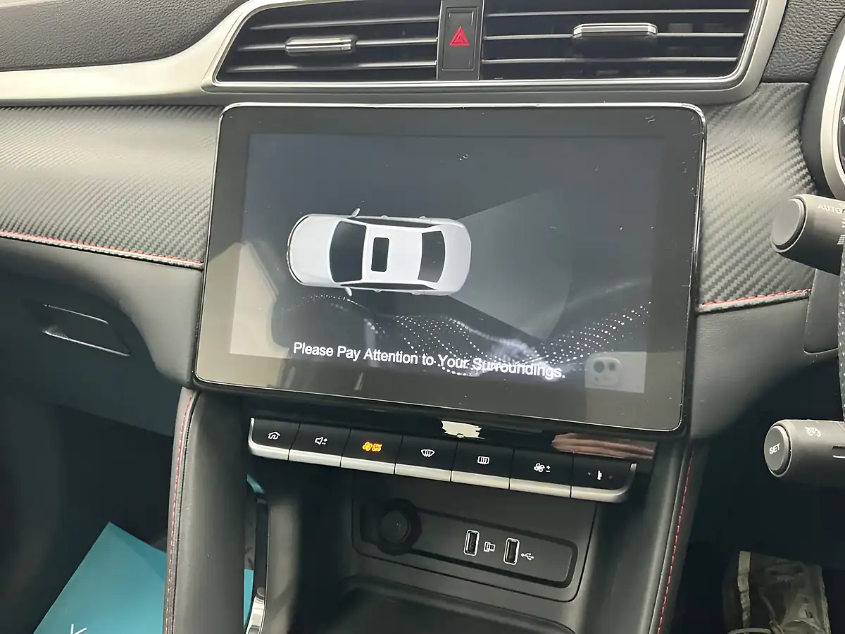 Used 2022 MG Zs Excite Arctic White - Interior and Exterior details 13