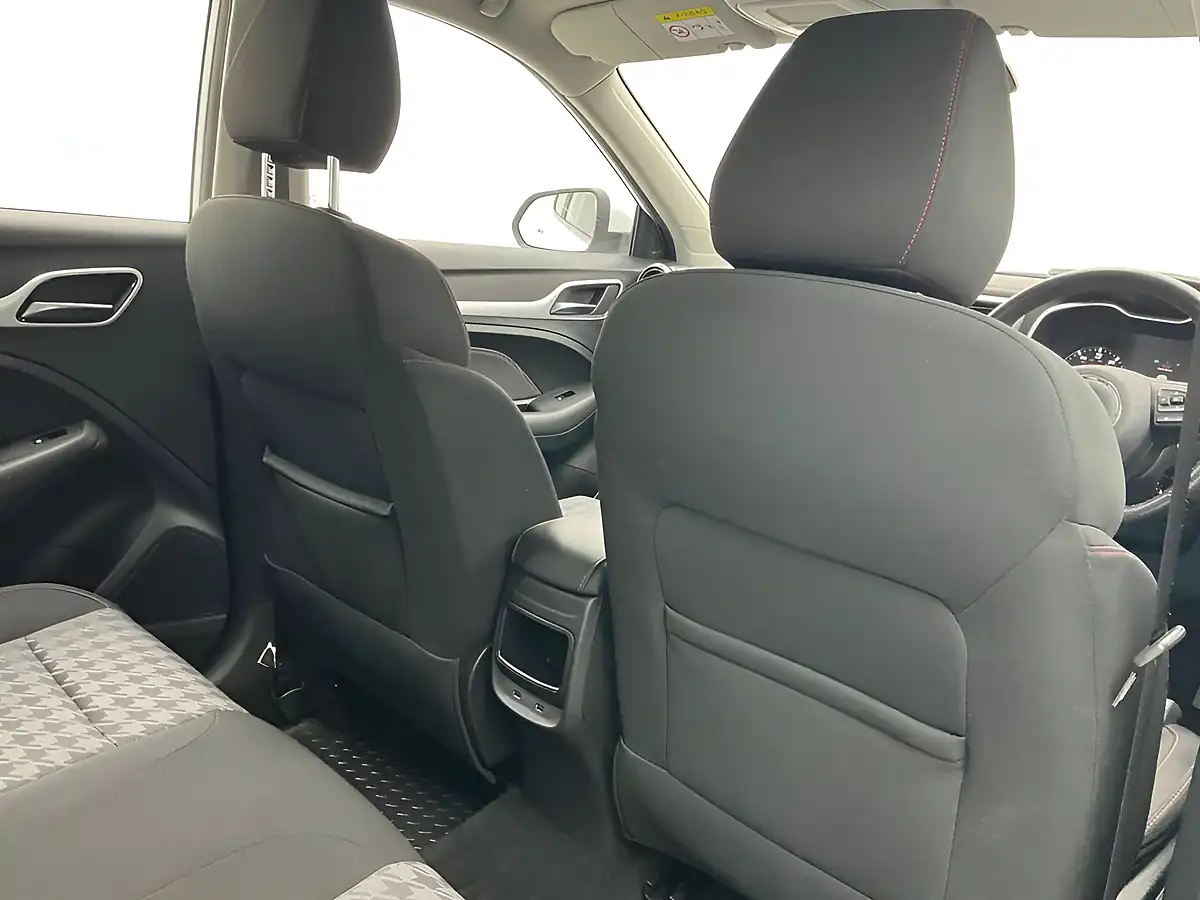Used 2022 MG Zs Excite Arctic White - Interior and Exterior details 18