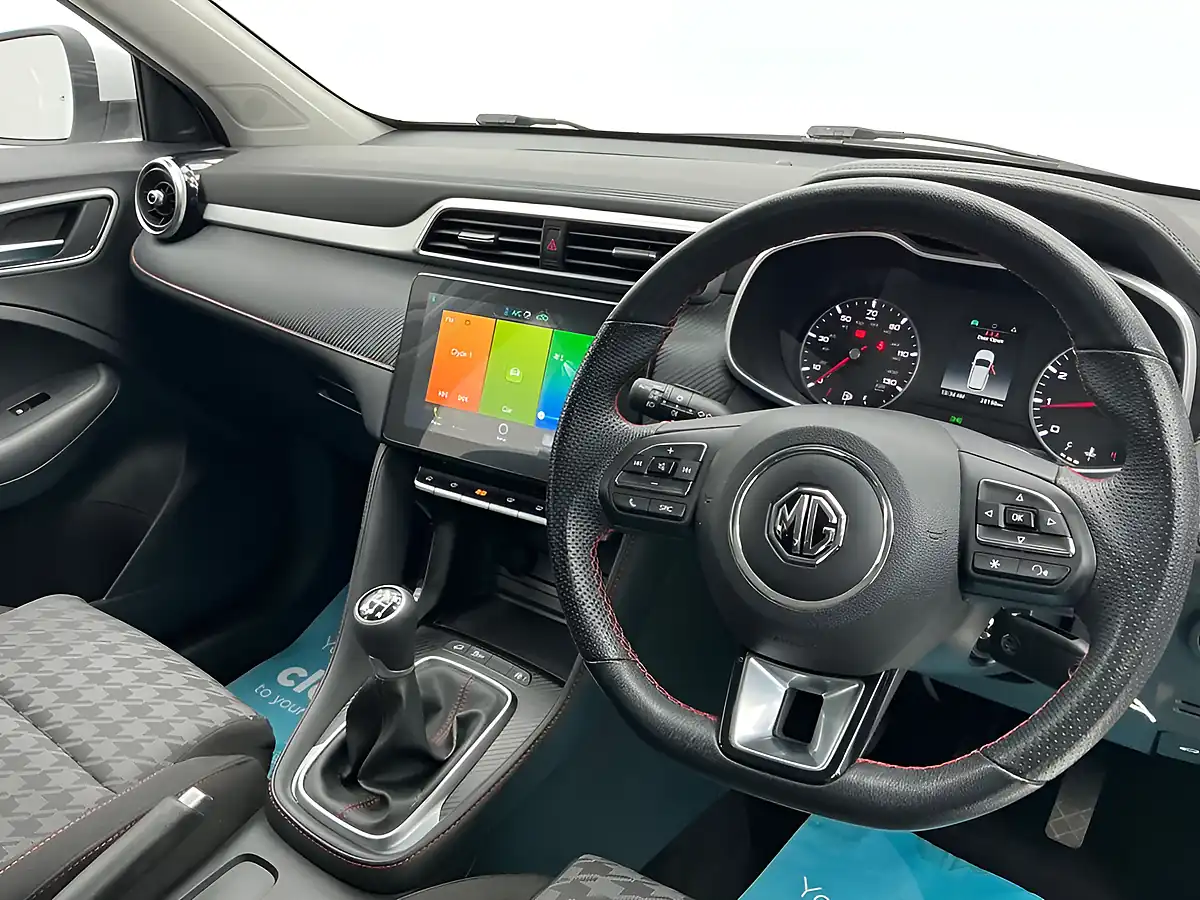 Used 2022 MG Zs Excite Arctic White - Interior and Exterior details 8
