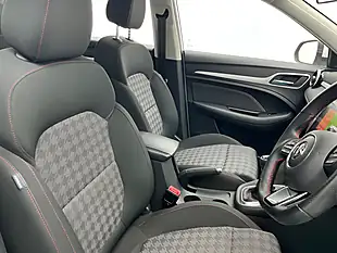 Used 2022 MG Zs Excite Arctic White - Interior and Exterior details 9
