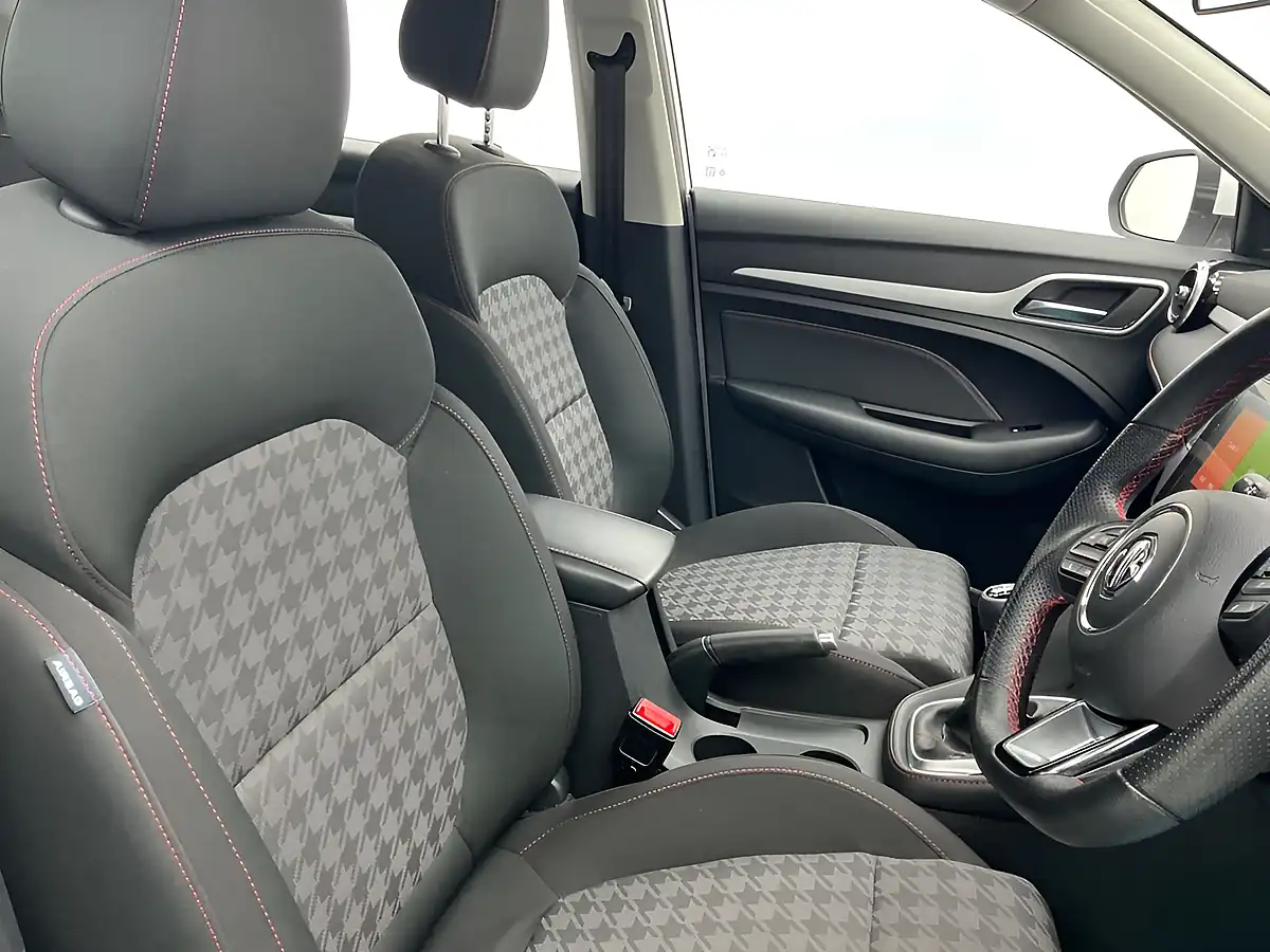 Used 2022 MG Zs Excite Arctic White - Interior and Exterior details 9