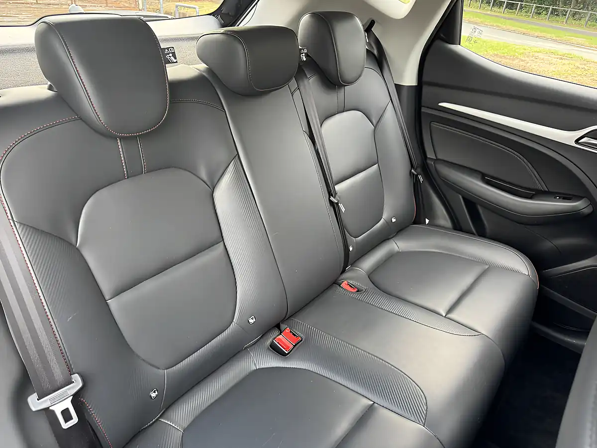 Used 2022 MG Zs Exclusive Black - Interior and Exterior details 9