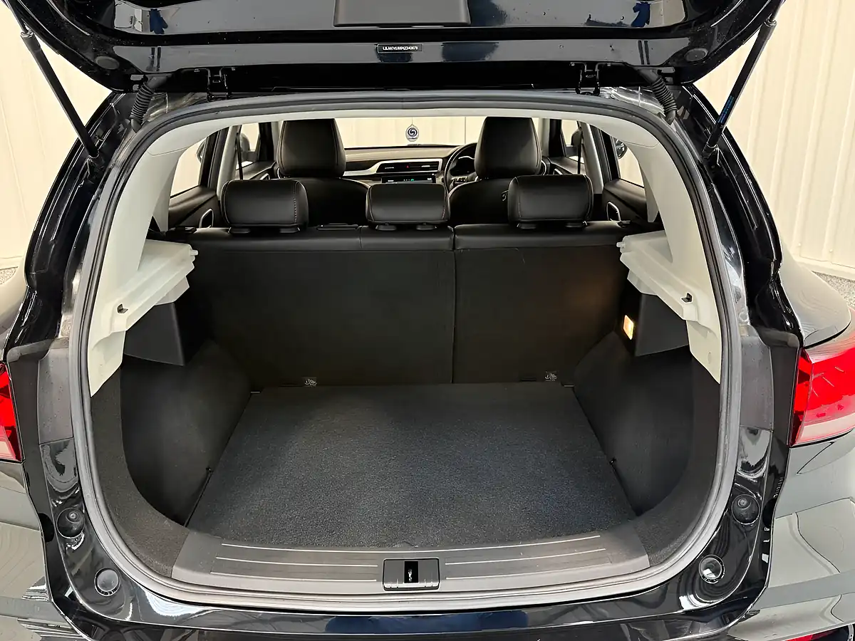 Used 2022 MG Zs Exclusive Black Pearl - Interior and Exterior details 14