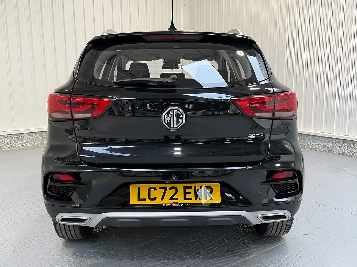 Used 2022 MG Zs Exclusive Black Pearl - Interior and Exterior details 6