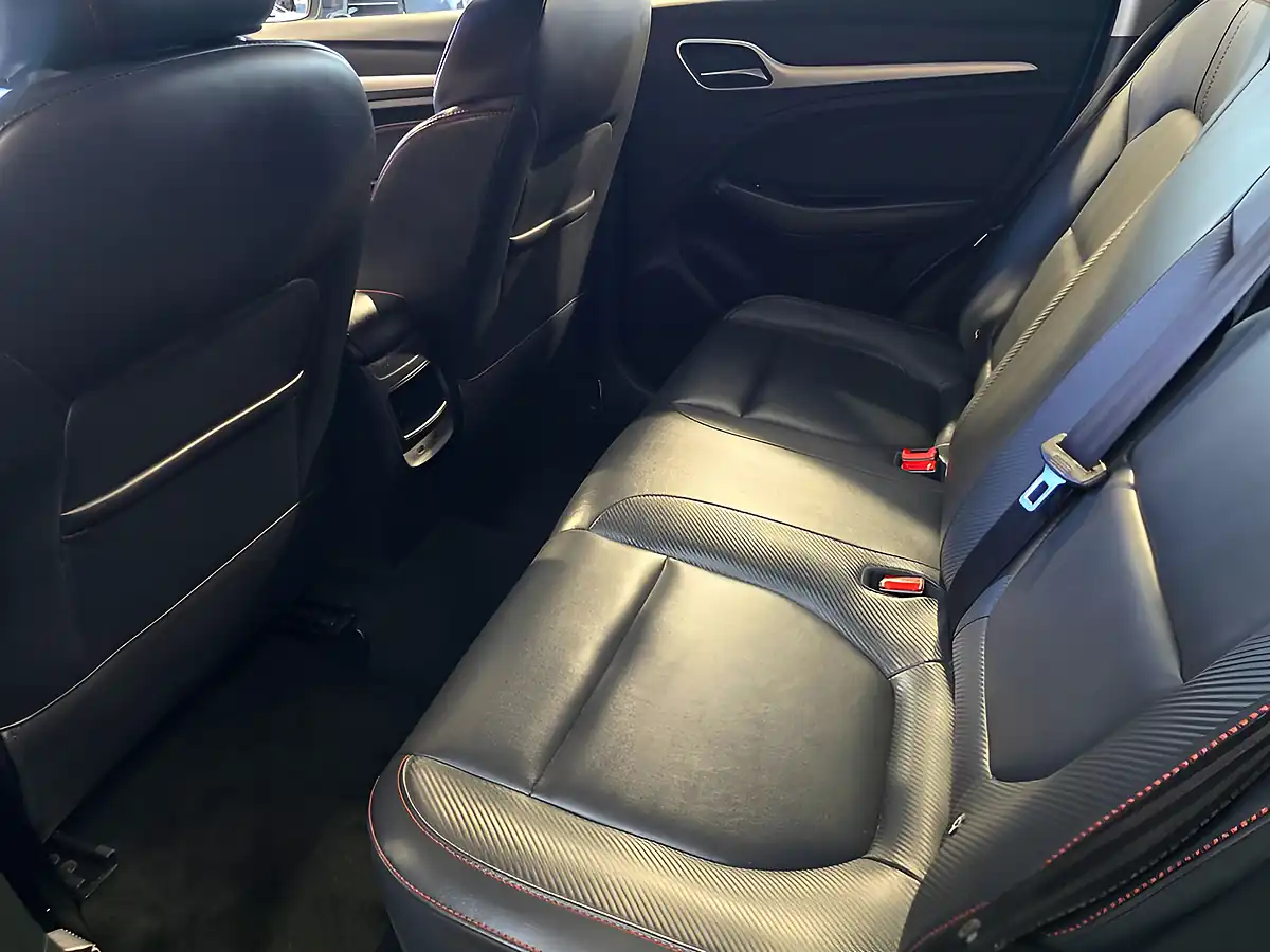 Used 2022 MG Zs Exclusive Blue - Interior and Exterior details 16