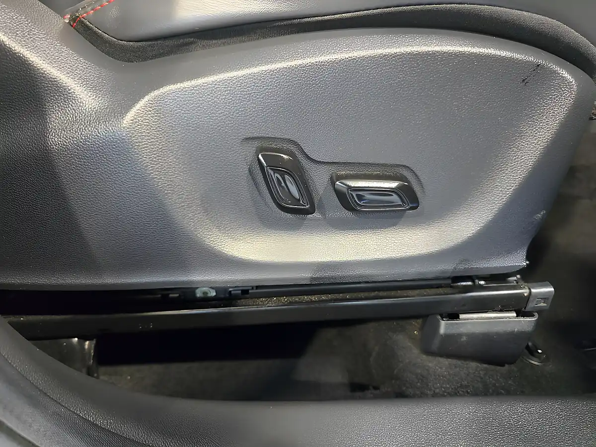 Used 2022 MG Zs Exclusive Blue - Interior and Exterior details 17