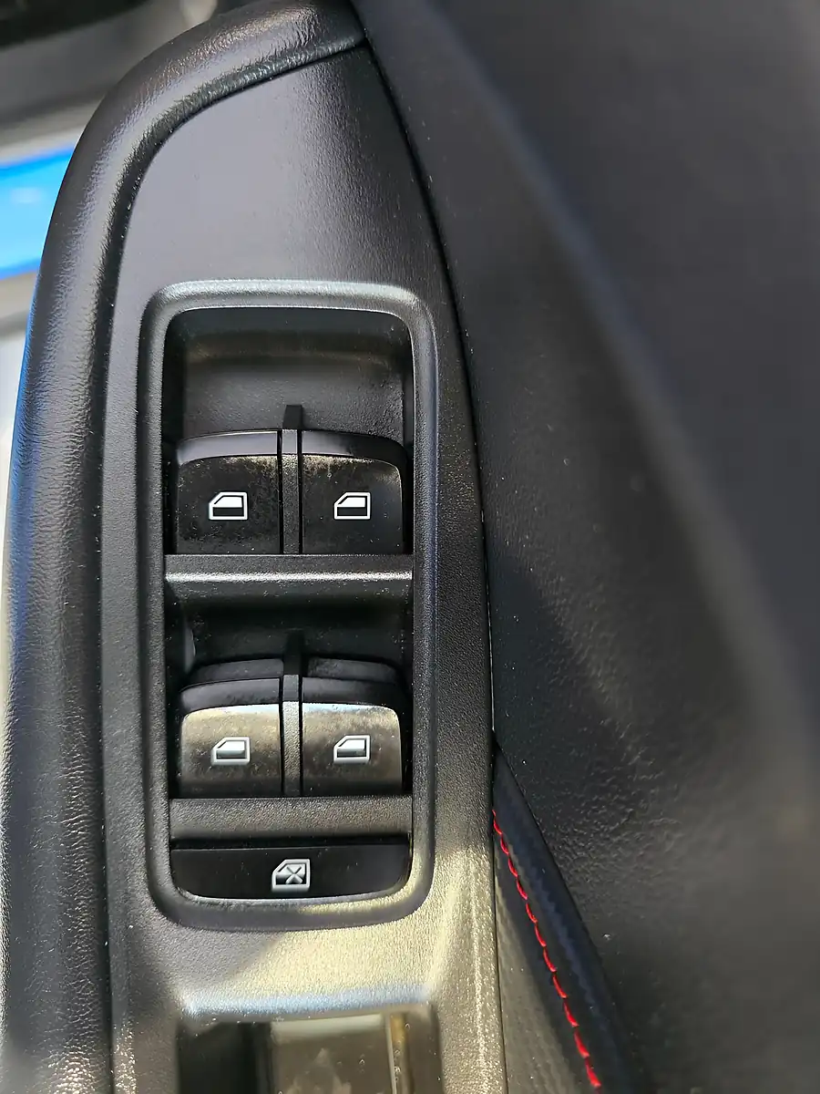 Used 2022 MG Zs Exclusive Blue - Interior and Exterior details 18