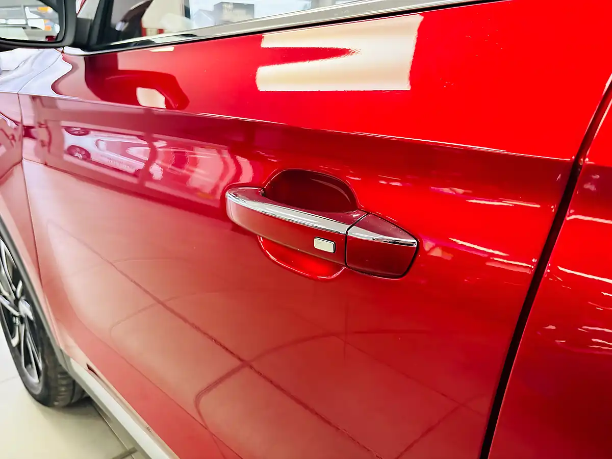 Used 2022 MG Zs Exclusive Red - Interior and Exterior details 10