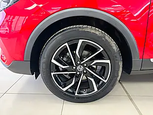 Used 2022 MG Zs Exclusive Red - Interior and Exterior details 11