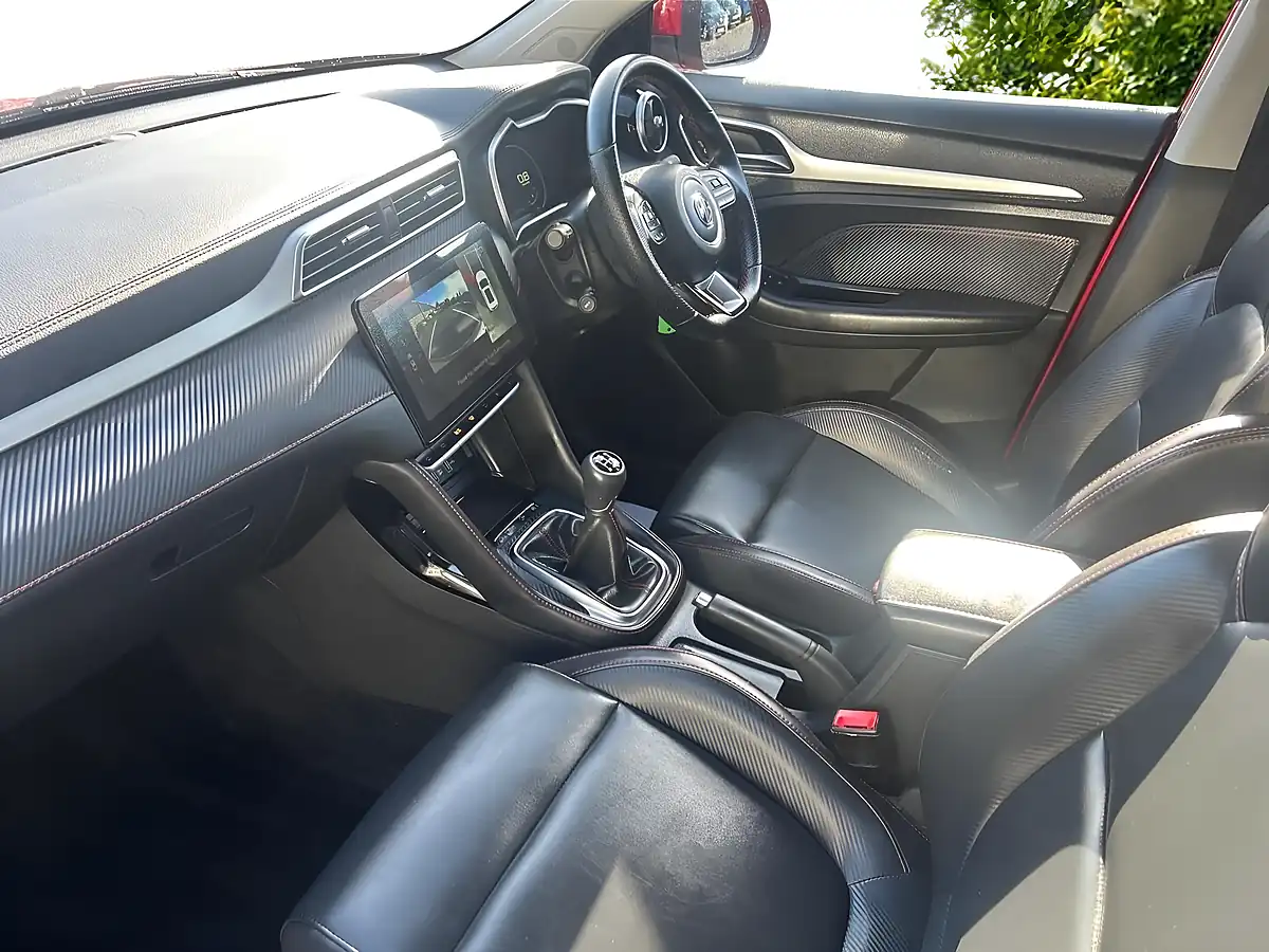 Used 2022 MG ZS Exclusive Red - Interior and Exterior details 9